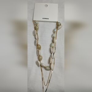 Tocons Bohemian shell necklace with chain